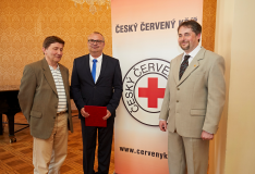 Zlaté kříže za 160 darů krve předány v Praze