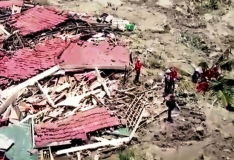 Zemětřesení a tsunami v Indonésii: Pomáháme